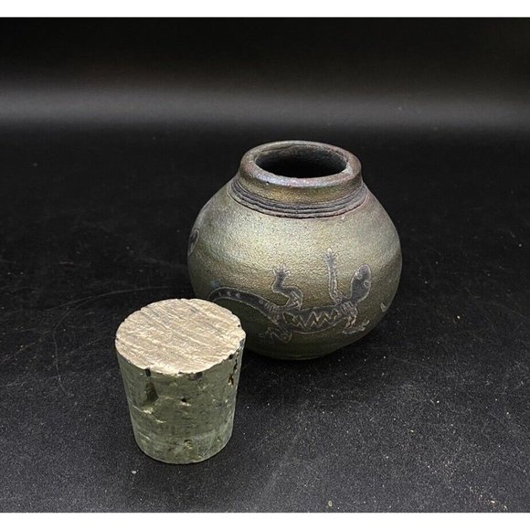 J. Diller Raku Southwestern Art Pottery Vase Jar Gecko Lizard Cork Stopper - Picture 4 of 9